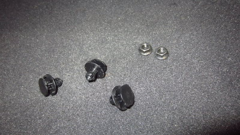 2012-2019-Nissan-Versa-Tail-Light-Bulbs-Replacement-Guide-012