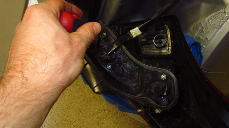 2012-2019-Nissan-Versa-Tail-Light-Bulbs-Replacement-Guide-017