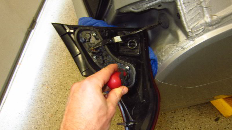 2012-2019-Nissan-Versa-Tail-Light-Bulbs-Replacement-Guide-018