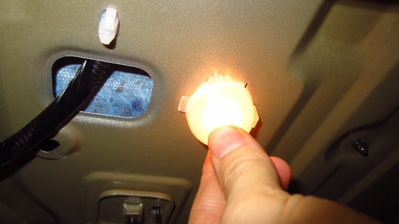 2012-2019-Nissan-Versa-Trunk-Light-Bulb-Replacement-Guide-008