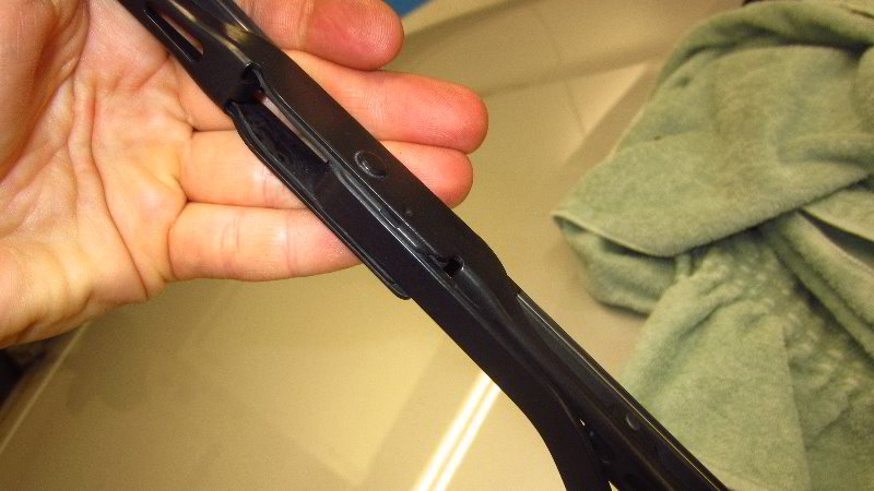 2012-2019-Nissan-Versa-Windshield-Wiper-Blades-Replacement-Guide-011