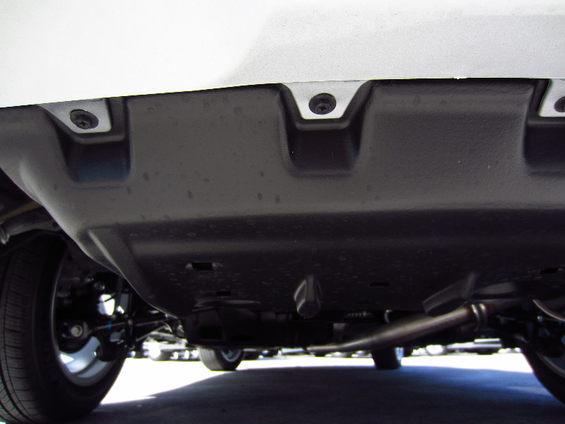 2012-Toyota-Camry-SE-Test-Drive-Review-011