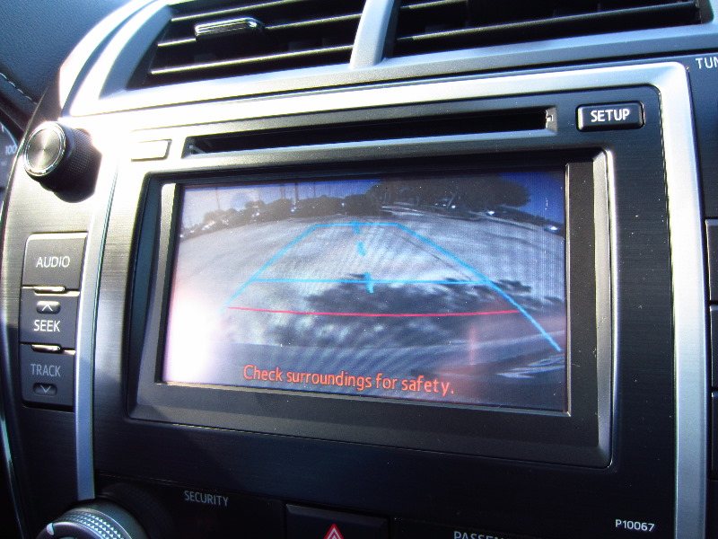 2012-Toyota-Camry-SE-Test-Drive-Review-018