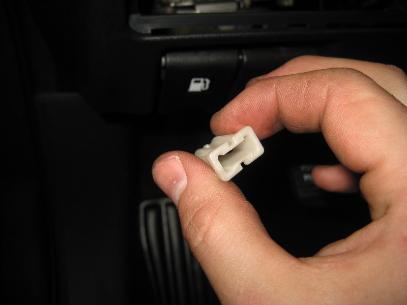 2013-2015-Nissan-Altima-Electrical-Fuses-Replacement-Guide-012