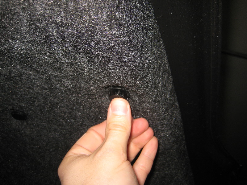 2013-2015-Nissan-Altima-License-Plate-Light-Bulbs-Replacement-Guide-022