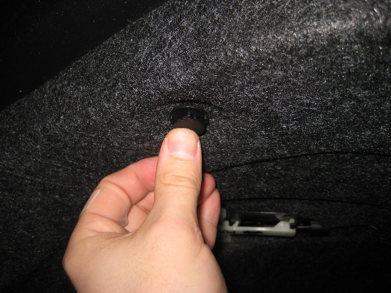 2013-2015-Nissan-Altima-License-Plate-Light-Bulbs-Replacement-Guide-023