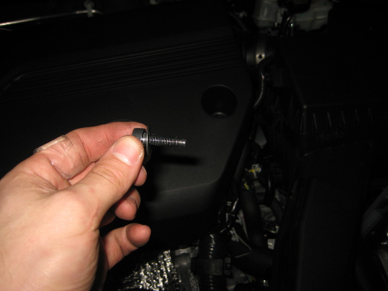 2013-2015-Nissan-Altima-QR25DE-Engine-Spark-Plugs-Replacement-Guide-002