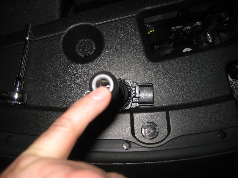 2013-2015-Nissan-Altima-QR25DE-Engine-Spark-Plugs-Replacement-Guide-020