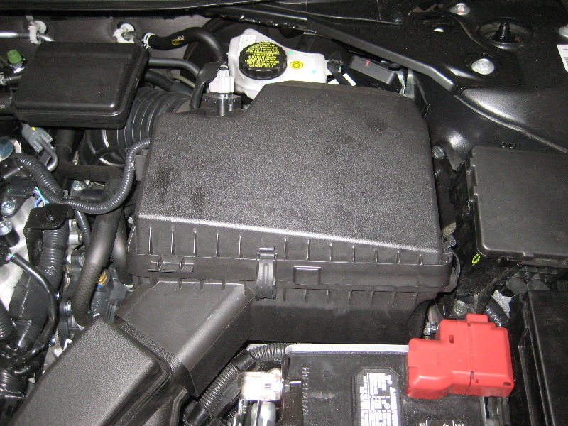 2013-2015-Nissan-Altima-QR25DE-I4-Engine-Air-Filter-Replacement-Guide-015