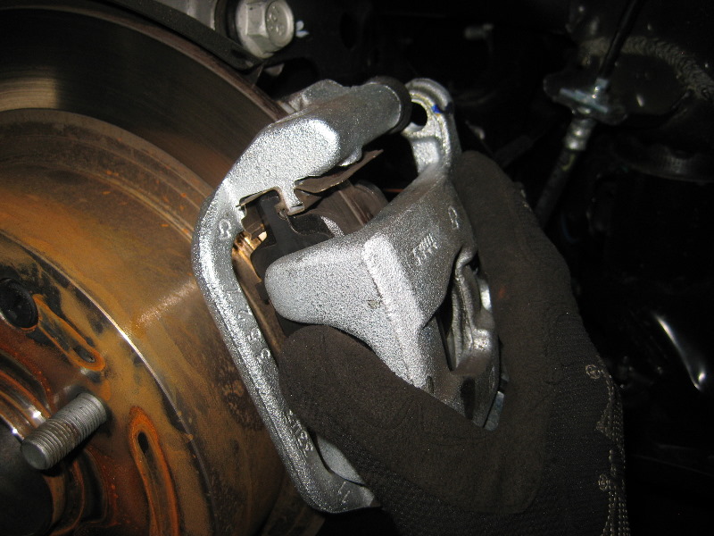 2013-2015-Nissan-Altima-Rear-Disc-Brake-Pads-Replacement-Guide-024