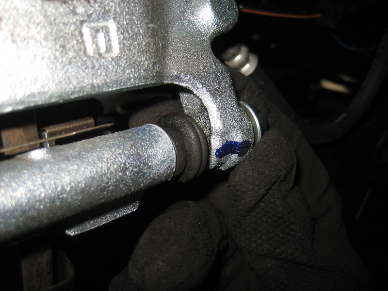 2013-2015-Nissan-Altima-Rear-Disc-Brake-Pads-Replacement-Guide-027