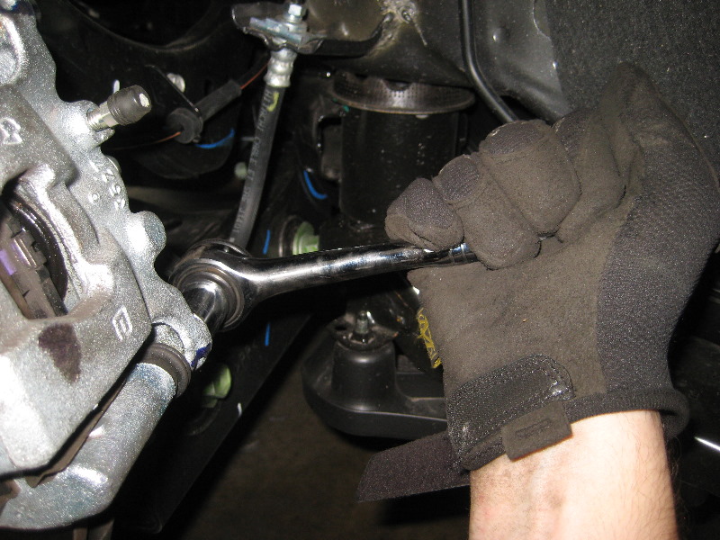 2013-2015-Nissan-Altima-Rear-Disc-Brake-Pads-Replacement-Guide-030