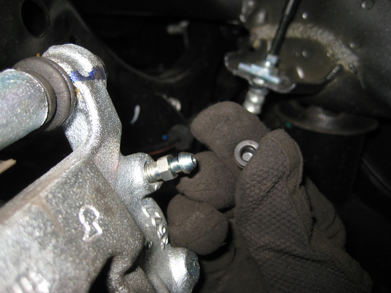 2013-2015-Nissan-Altima-Rear-Disc-Brake-Pads-Replacement-Guide-031