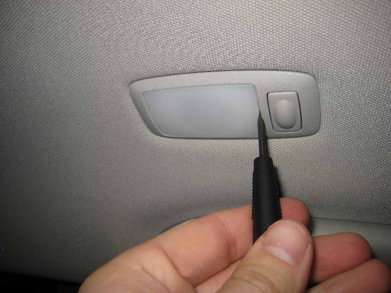 20132015NissanAltimaRearPassengerCourtesyReadingLightBulb