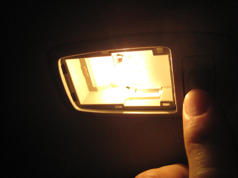 2013-2015-Nissan-Altima-Rear-Passenger-Courtesy-Reading-Light-Bulb-Replacement-Guide-009