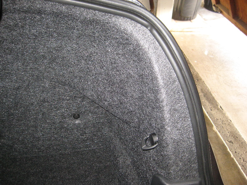 2013-2015-Nissan-Altima-Tail-Light-Bulbs-Replacement-Guide-002