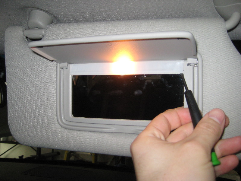 2013-2015-Nissan-Altima-Vanity-Mirror-Light-Bulb-Replacement-Guide-003