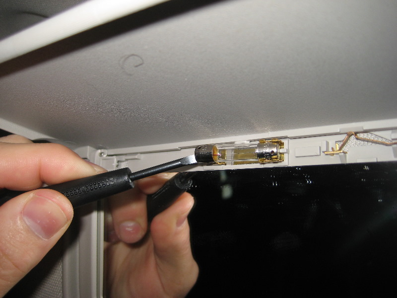 2013-2015-Nissan-Altima-Vanity-Mirror-Light-Bulb-Replacement-Guide-006