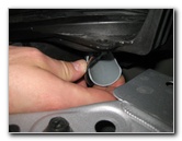 2013-2015-Nissan-Sentra-Headlight-Bulbs-Replacement-Guide-059
