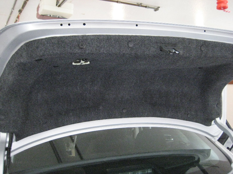 2013-2015-Nissan-Sentra-License-Plate-Light-Bulbs-Replacement-Guide-003