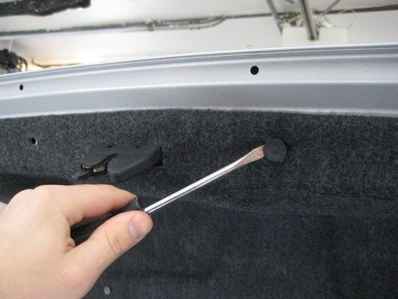 2013-2015-Nissan-Sentra-License-Plate-Light-Bulbs-Replacement-Guide-006