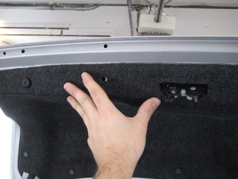 2013-2015-Nissan-Sentra-License-Plate-Light-Bulbs-Replacement-Guide-024