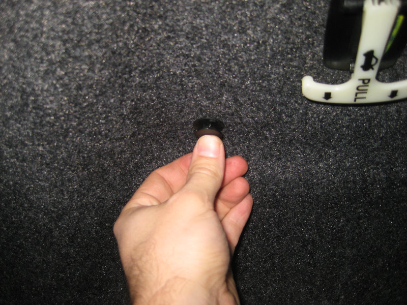 2013-2015-Nissan-Sentra-License-Plate-Light-Bulbs-Replacement-Guide-032