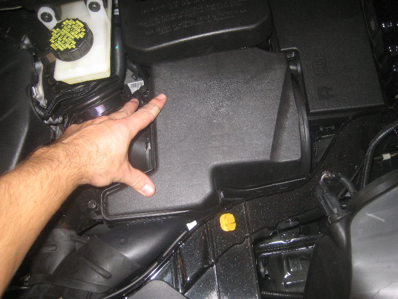 2013-2016-Ford-Escape-EcoBoost-Engine-Air-Filter-Replacement-Guide-011