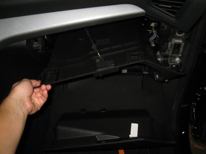 2013-2016-Ford-Escape-Cabin-Air-Filter-Replacement-Guide-025
