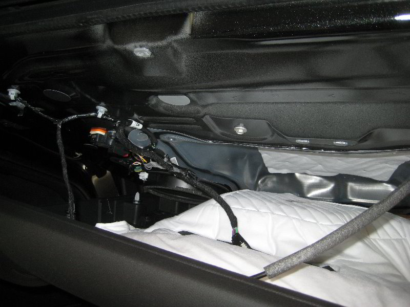 2013-2016-Ford-Escape-Interior-Door-Panel-Removal-Guide-022