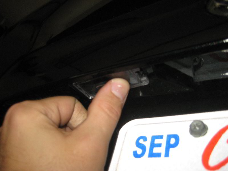 2013-2016-Ford-Escape-License-Plate-Light-Bulbs-Replacement-Guide-011