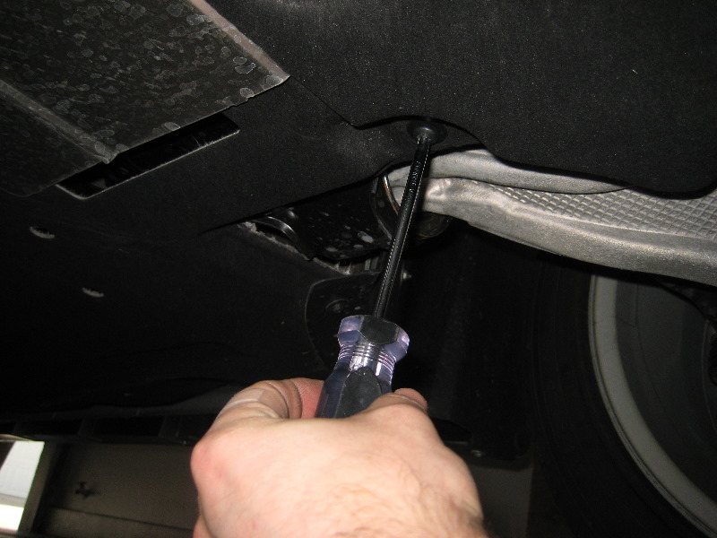 2013-2016-Ford-Fusion-EcoBoost-Engine-Oil-Change-Guide-010