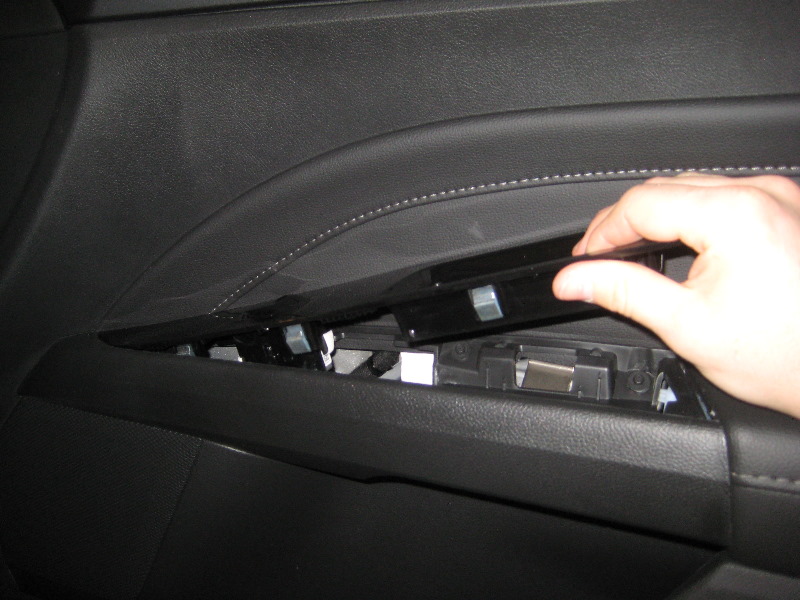 2013-2016-Ford-Fusion-Interior-Door-Panel-Removal-Guide-010