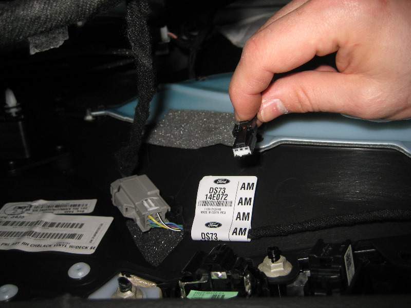 2013-2016-Ford-Fusion-Interior-Door-Panel-Removal-Guide-027