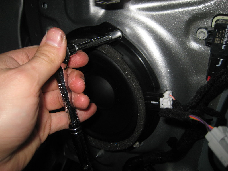 2013-2016-Ford-Fusion-Interior-Door-Panel-Removal-Guide-033