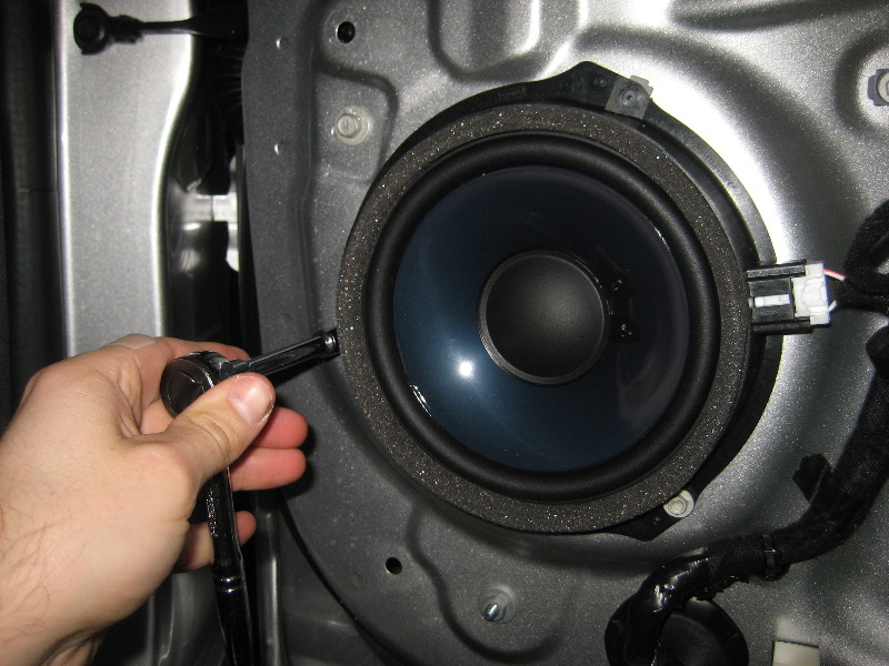 2013-2016-Ford-Fusion-Interior-Door-Panel-Removal-Guide-034