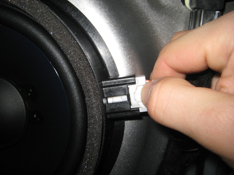 2013-2016-Ford-Fusion-Interior-Door-Panel-Removal-Guide-036