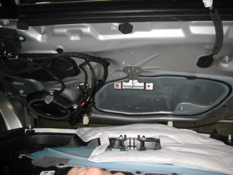 2013-2016-Ford-Fusion-Interior-Door-Panel-Removal-Guide-038