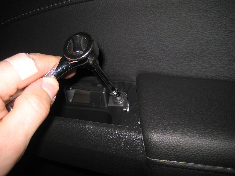 2013-2016-Ford-Fusion-Interior-Door-Panel-Removal-Guide-050