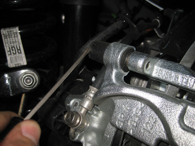 2013-2016-Ford-Fusion-Rear-Disc-Brake-Pads-Replacement-Guide-007