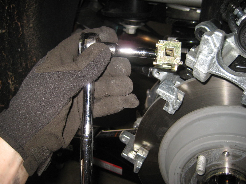 2013-2016-Ford-Fusion-Rear-Disc-Brake-Pads-Replacement-Guide-024