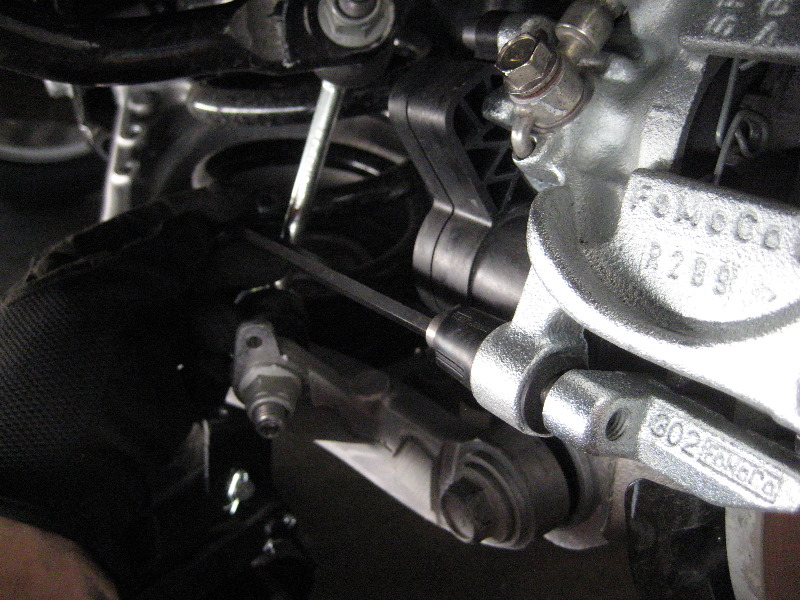 2013-2016-Ford-Fusion-Rear-Disc-Brake-Pads-Replacement-Guide-034