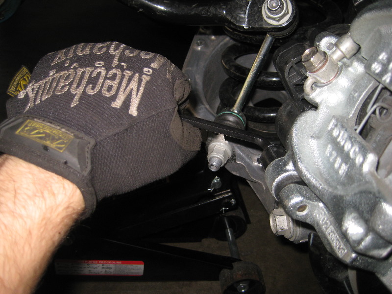 2013-2016-Ford-Fusion-Rear-Disc-Brake-Pads-Replacement-Guide-036