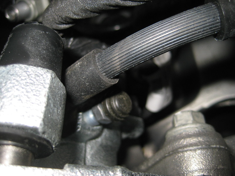 2013-2016-Ford-Fusion-Rear-Disc-Brake-Pads-Replacement-Guide-037