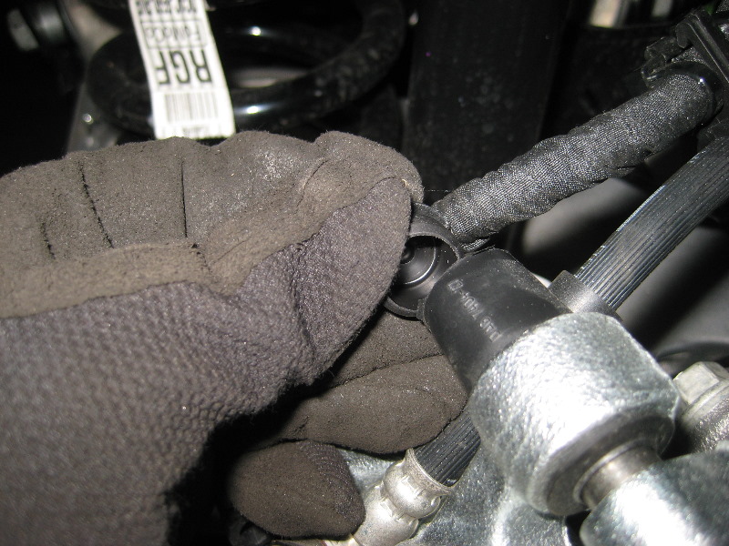 2013-2016-Ford-Fusion-Rear-Disc-Brake-Pads-Replacement-Guide-041