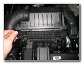 2013-2016-Hyundai-Santa-Fe-Engine-Air-Filter-Replacement-Guide-012