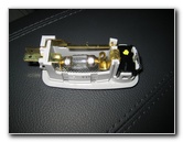 2013-2016-Hyundai-Santa-Fe-Vanity-Mirror-Light-Bulb-Replacement-Guide-006