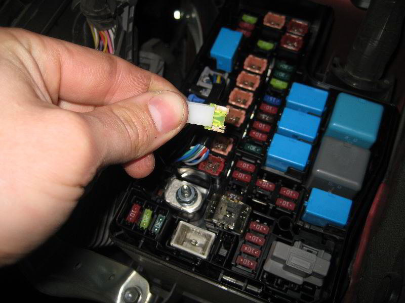 2013-2016-Toyota-RAV4-Electrical-Fuse-Replacement-Guide-020
