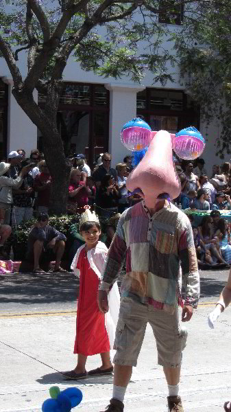Santa-Barbara-Summer-Solstice-Celebration-Parade-CA-015