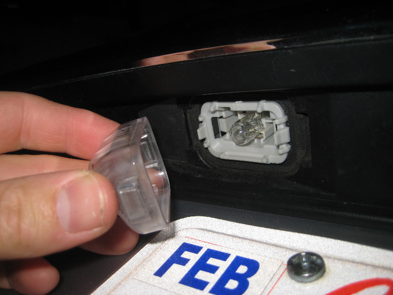 2014-2018-Mazda-Mazda6-License-Plate-Light-Bulbs-Replacement-Guide-012